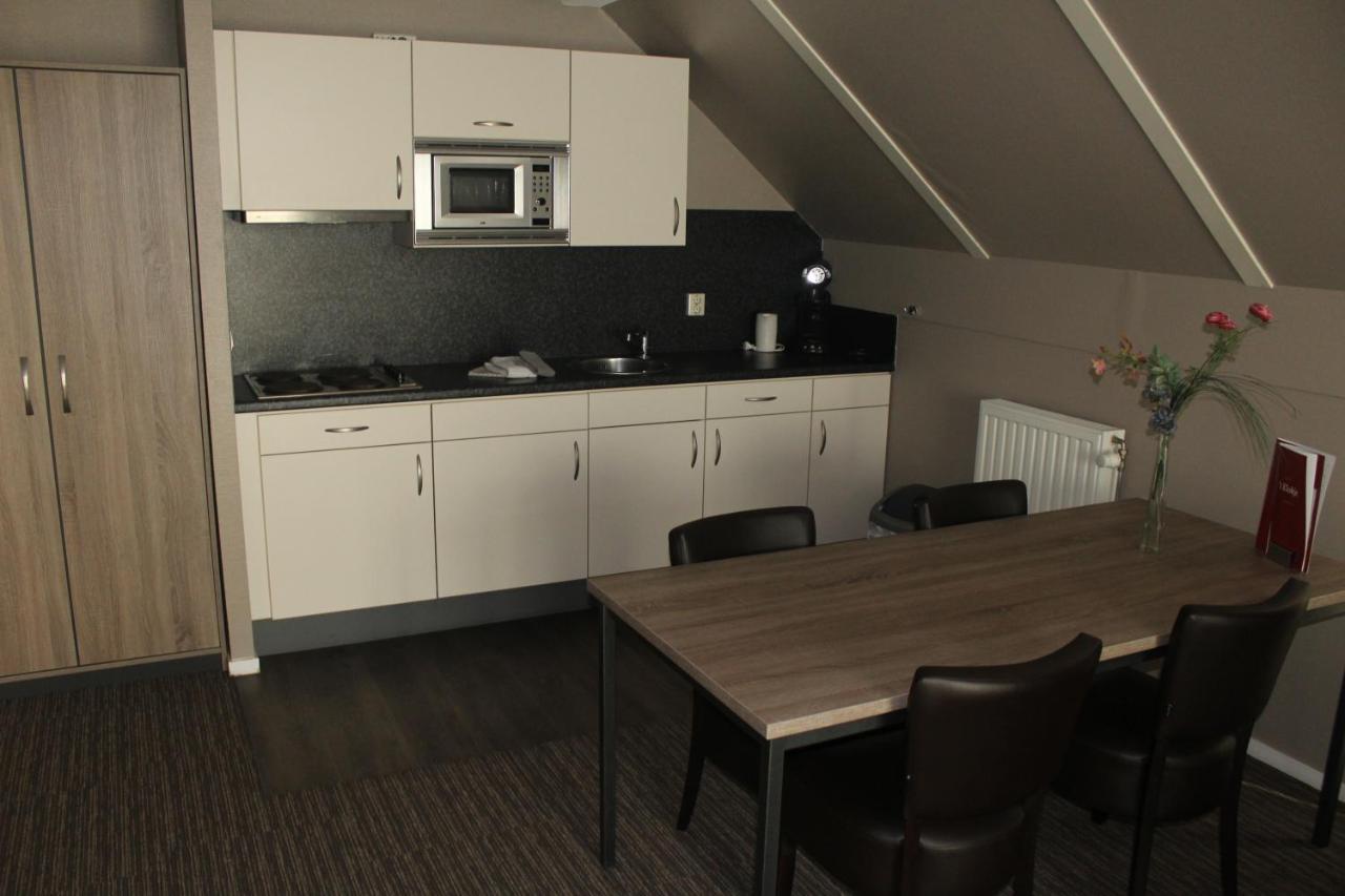 Hotel Restaurant 'T Klokje Renesse Exteriör bild