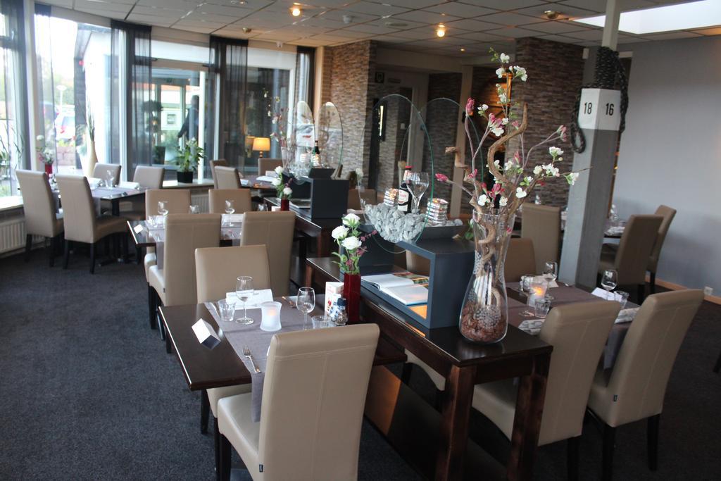 Hotel Restaurant 'T Klokje Renesse Exteriör bild