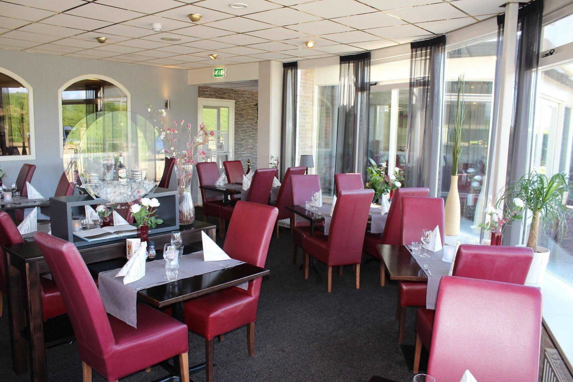 Hotel Restaurant 'T Klokje Renesse Exteriör bild