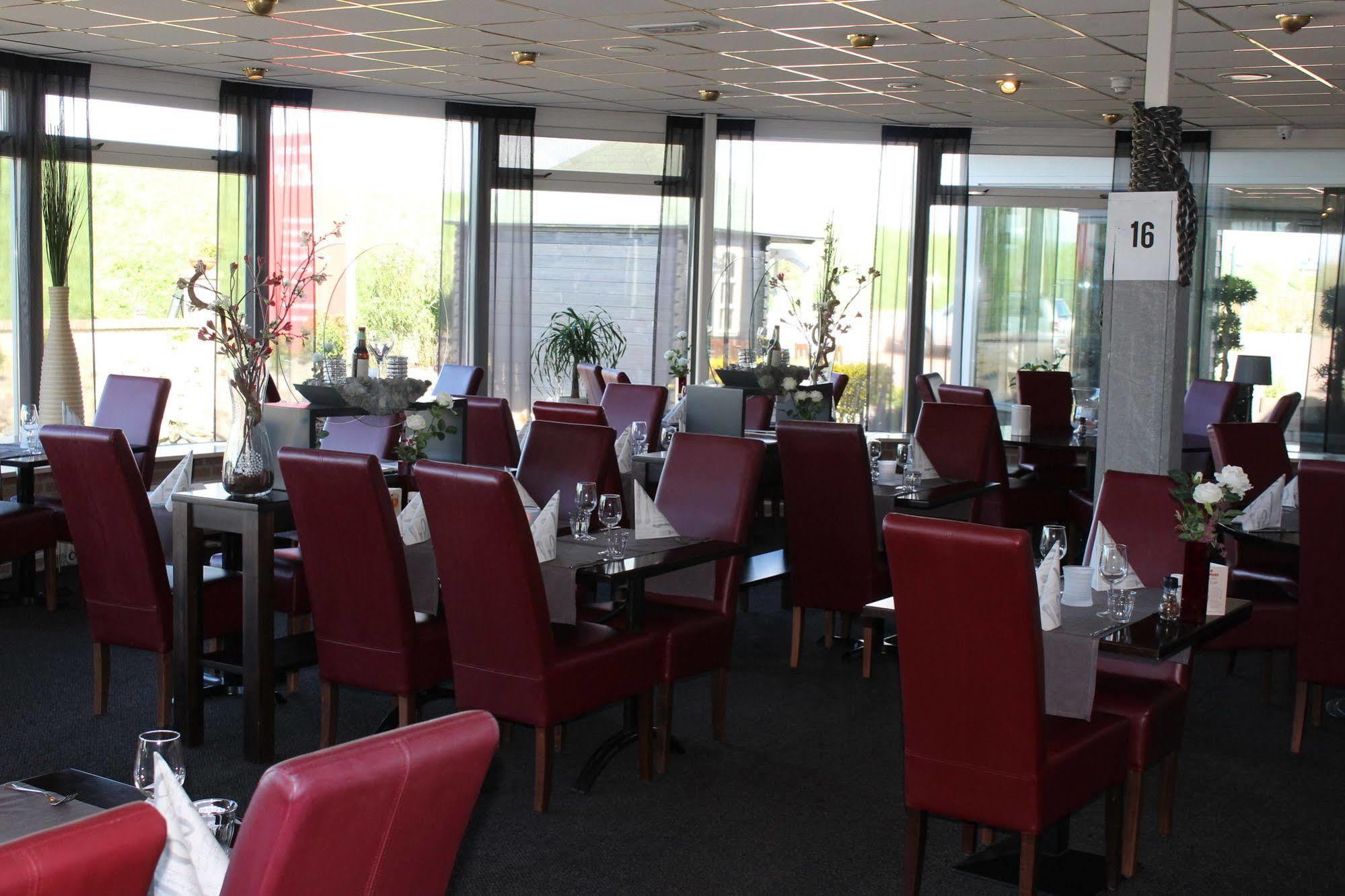 Hotel Restaurant 'T Klokje Renesse Exteriör bild